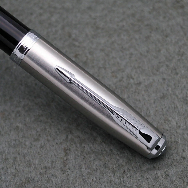 The Resin Fountain Pen
Silver Cap Edition with 0.38 mm Extra Fine Nib
