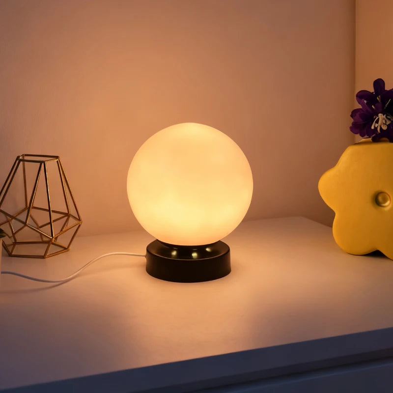 The Minimal Ambient Desk Lamp
Compact Creative Night Light