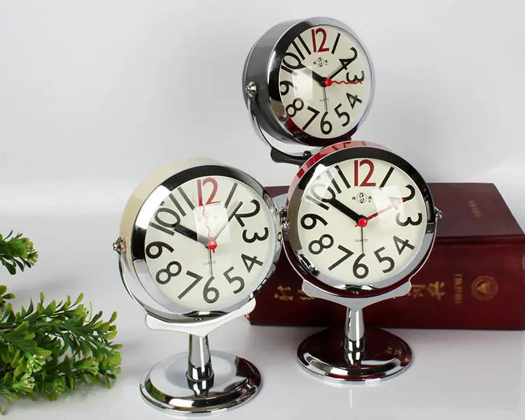 The Mini Focus Clock
Compact Silent Alarm Clock with Soft Night Light
