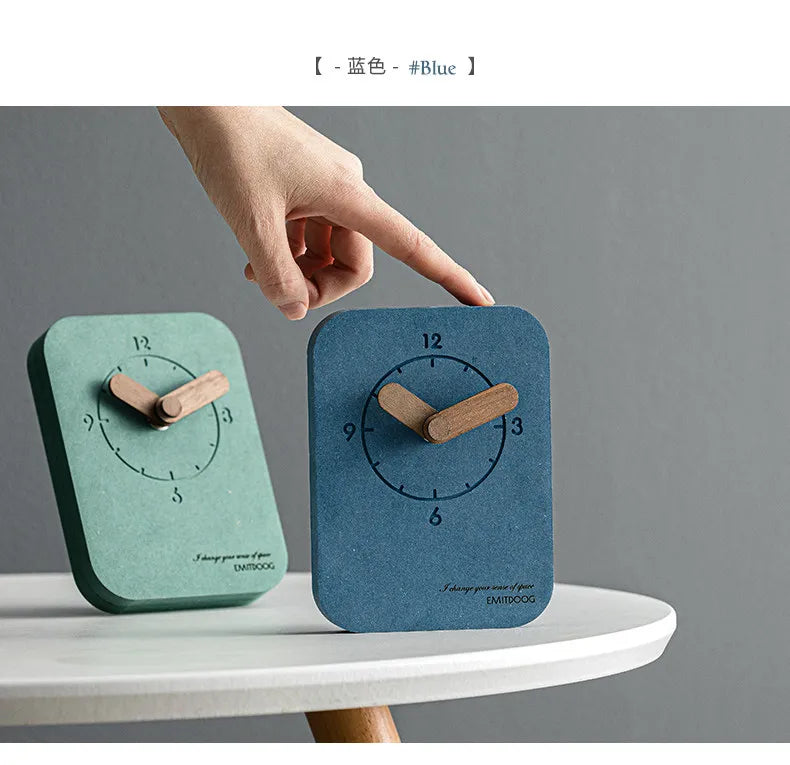The Executive Timepiece
Minimal Analog Desk Clock with Silent Sweep Movement