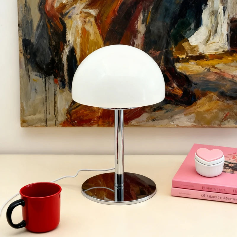 The Bauhaus Mushroom Lamp
Metal & Glass Vintage Atmosphere Table Light