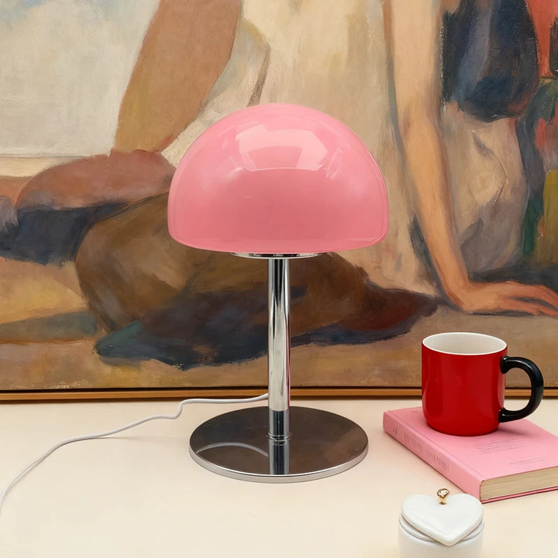 The Bauhaus Mushroom Lamp
Metal & Glass Vintage Atmosphere Table Light
