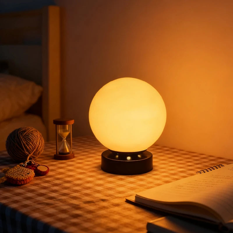 The Minimal Ambient Desk Lamp
Compact Creative Night Light