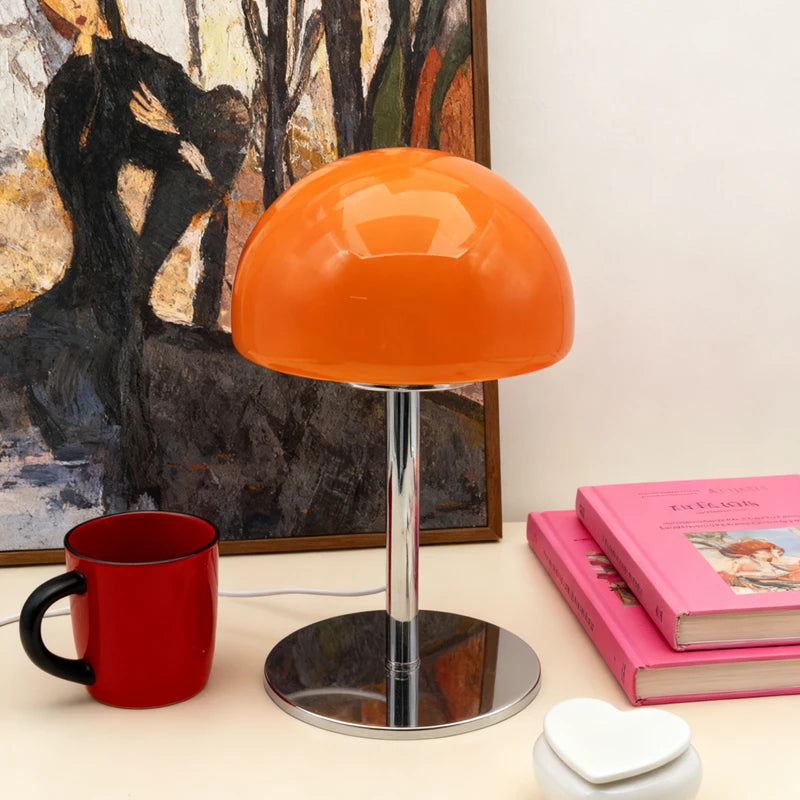 The Bauhaus Mushroom Lamp
Metal & Glass Vintage Atmosphere Table Light