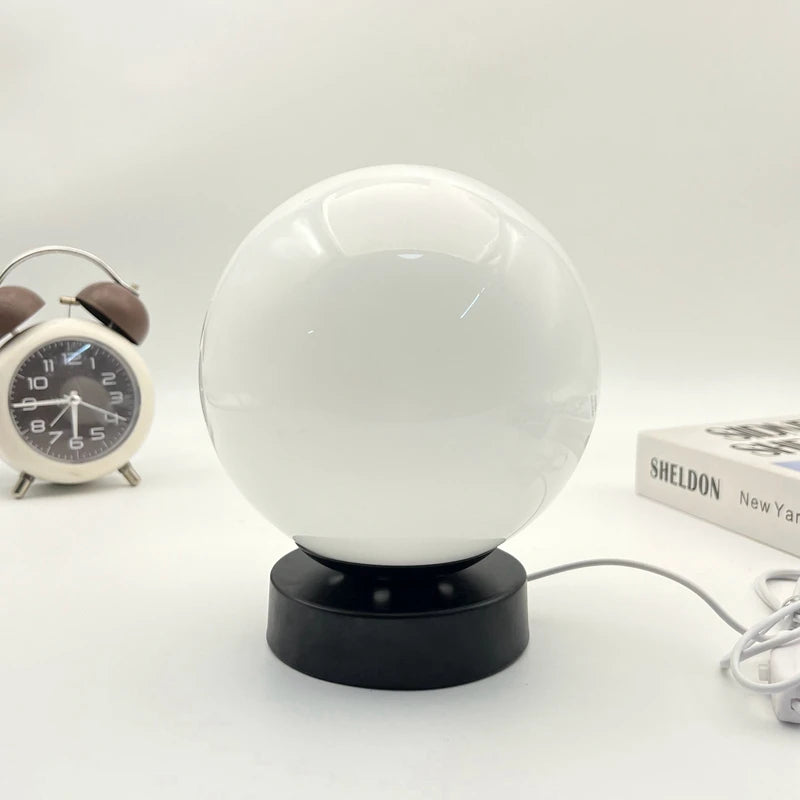 The Minimal Ambient Desk Lamp
Compact Creative Night Light