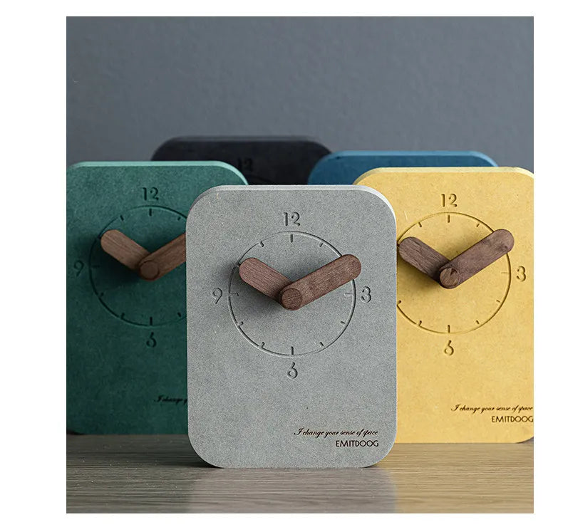 The Executive Timepiece
Minimal Analog Desk Clock with Silent Sweep Movement