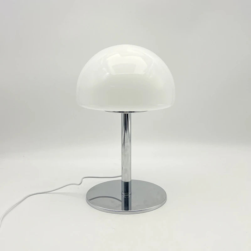 The Bauhaus Mushroom Lamp
Metal & Glass Vintage Atmosphere Table Light