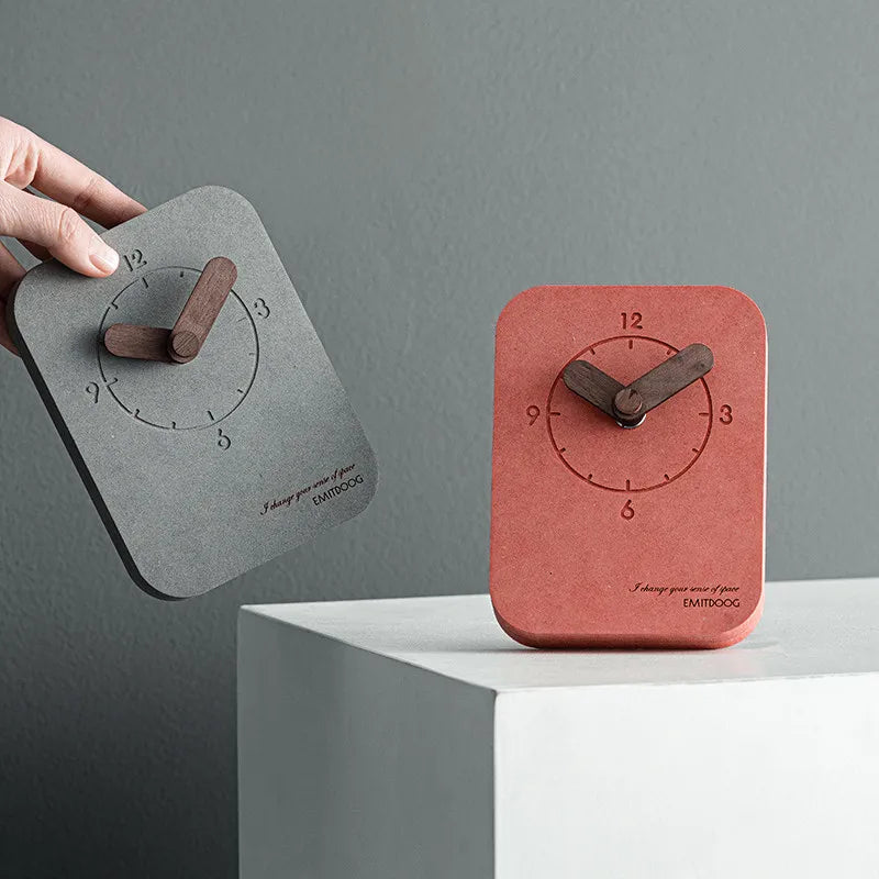 The Executive Timepiece
Minimal Analog Desk Clock with Silent Sweep Movement