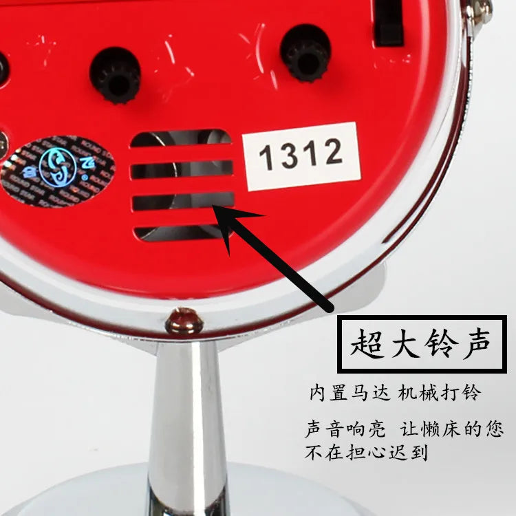 The Mini Focus Clock
Compact Silent Alarm Clock with Soft Night Light