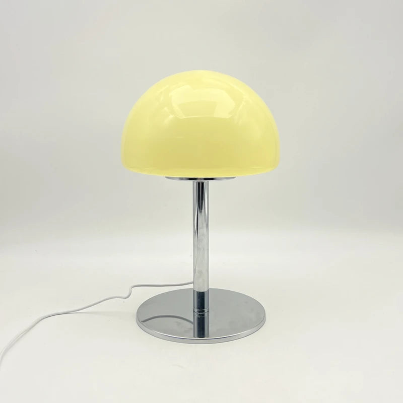 The Bauhaus Mushroom Lamp
Metal & Glass Vintage Atmosphere Table Light